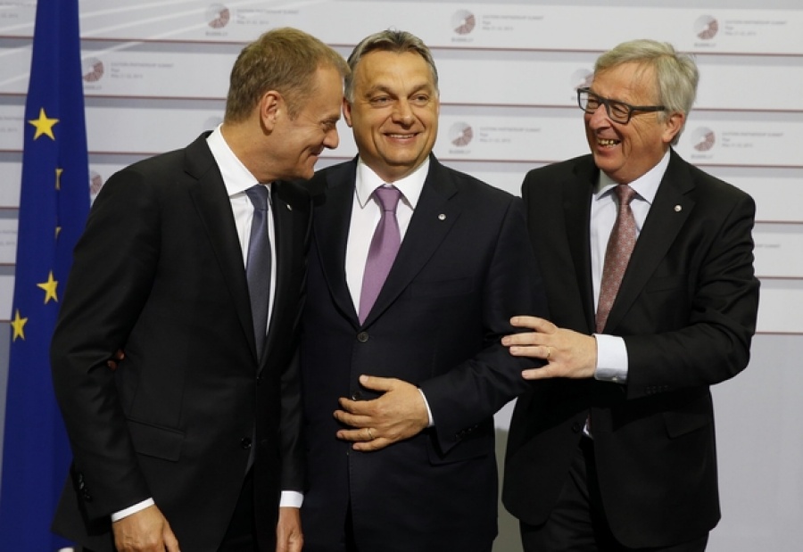 Juncker: Πρόβλημα για το ΕΛΚ η συμμετοχή του Orban