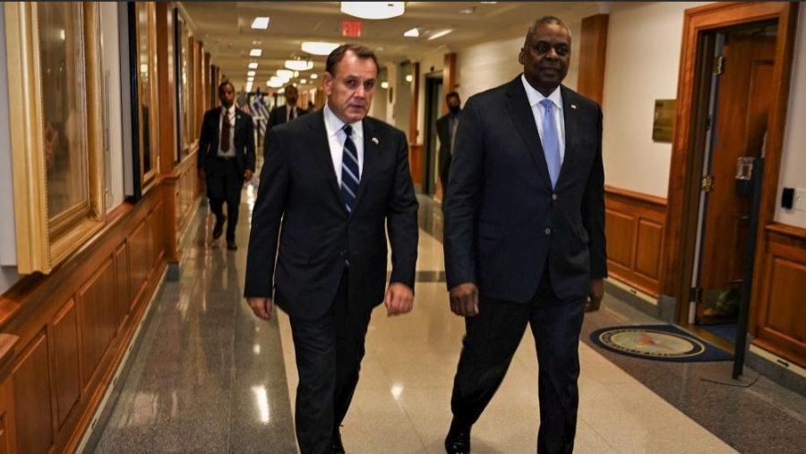 Συνάντηση Παναγιωτόπουλου - Loyd Austin: Οι ΗΠΑ εκτιμούν τη διμερή αμυντική συνεργασία με την Ελλάδα