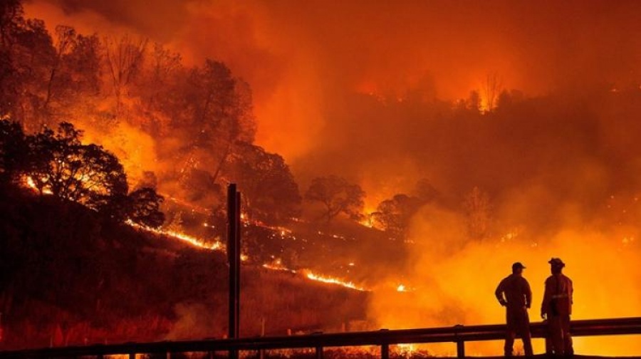 Τουλάχιστον εννέα οι αγνοούμενοι από την τεράστια δασική πυρκαγιά στην Καλιφόρνια