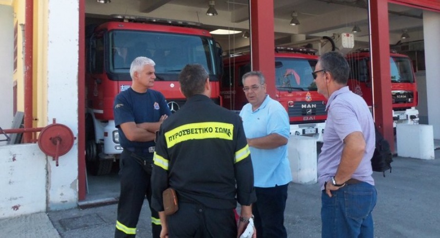 Βόλος: Σε εξέλιξη επιχείρηση της ΕΜΑΚ για τον ύποπτο φάκελο - Πέντε άτομα στο νοσοκομείο που ήρθαν σε επαφή με τον φάκελο