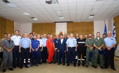 Βράβευση ισπανικών και ιταλικών πληρωμάτων που συμμετείχαν στην κατάσβεση της πυρκαγιάς στην Εύβοια – Τι ανέφερε ο Χαρδαλιάς