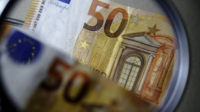 Αλλαγές στις χρηματικές γονικές παροχές και δωρεές έως 800.000 ευρώ - Τι θα φορολογείται