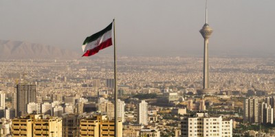 Ιράν: Επικίνδυνη και παράνομη η συμφωνία ΗΑΕ - Ισραήλ