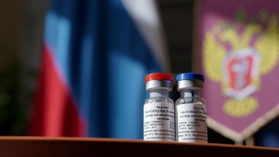 Η Ρωσία υποστηρίζει πως και τα δύο ρωσικά εμβόλια είναι αποτελεσματικά κατά των μεταλλάξεων Covid