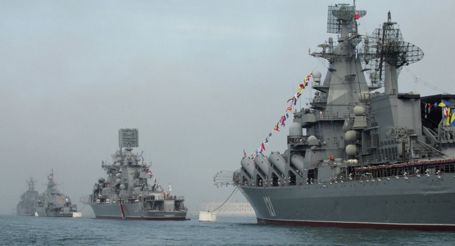 Από 70 έως 100 ρωσικά πολεμικά πλοία σταθμεύουν μόνιμα στους ωκεανούς του κόσμου
