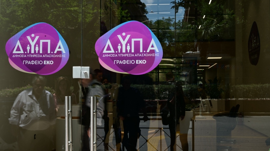 Περισσότερες από 80 σχολές ΔΥΠΑ σε όλη τη χώρα - Άνοδος στη ζήτηση και υψηλές επιδόσεις - Νέες ειδικότητες και συνεργασίες με την αγορά εργασίας