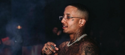 Ο τράπερ Light άλλαξε δικηγόρο λόγω εμπλοκής του σε νεοναζιστική οργάνωση