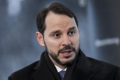 Τουρκία: Παραιτήθηκε ο υπουργός Οικονομικών Berat Albayrak, μετά την «καρατόμηση» του κεντρικού τραπεζίτη και τις πιέσεις στη λίρα