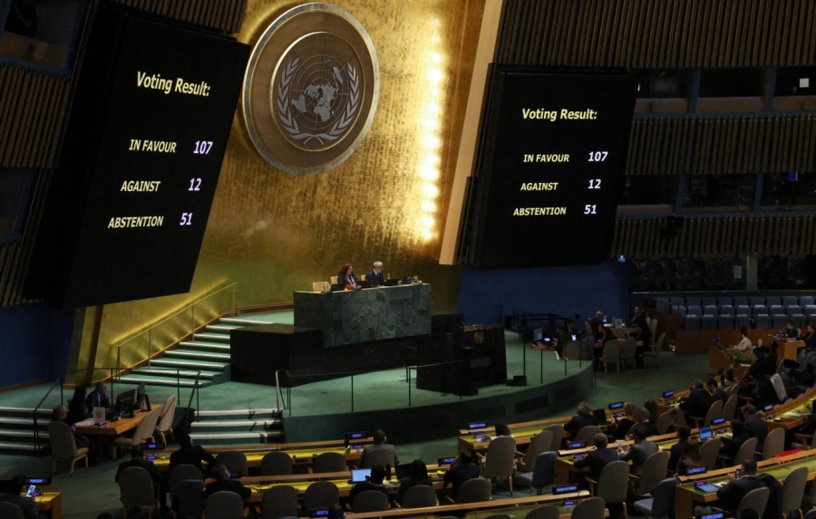 Γεωπολιτικός σεισμός στον ΟΗΕ: Οι ΗΠΑ γύρισαν την πλάτη στο αντιρωσικό ψήφισμα