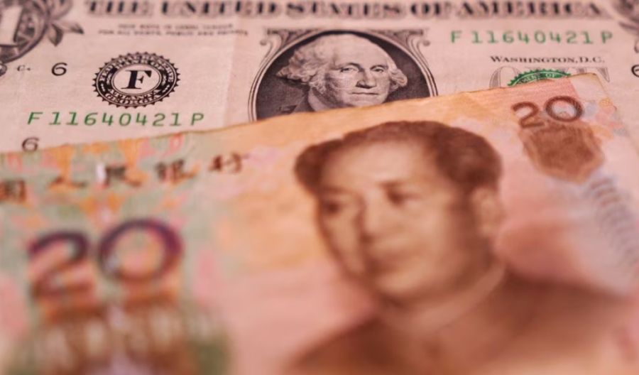 Τα συναλλαγματικά αποθέματα της Κίνας αυξήθηκαν στα 3,205 τρισ. δολ. τον Απρίλιο
