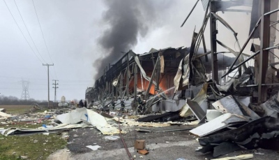 Τραγωδία στα Τρίκαλα - Τρεις γυναίκες νεκρές από τη μεγάλη φωτιά στο εργοστάσιο «Βιολάντα»