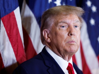 Washington Post: Ο Trump… τρέμει το Αλτσχάιμερ στην κούρσα των προεδρικών εκλογών στις ΗΠΑ