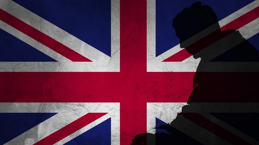 Το Κρεμλίνο σχολίασε την πολιτική κρίση στη Βρετανία με στίχους των Queen: «Άλλος ένας κυβερνητικός... πήγε άκλαυτος»