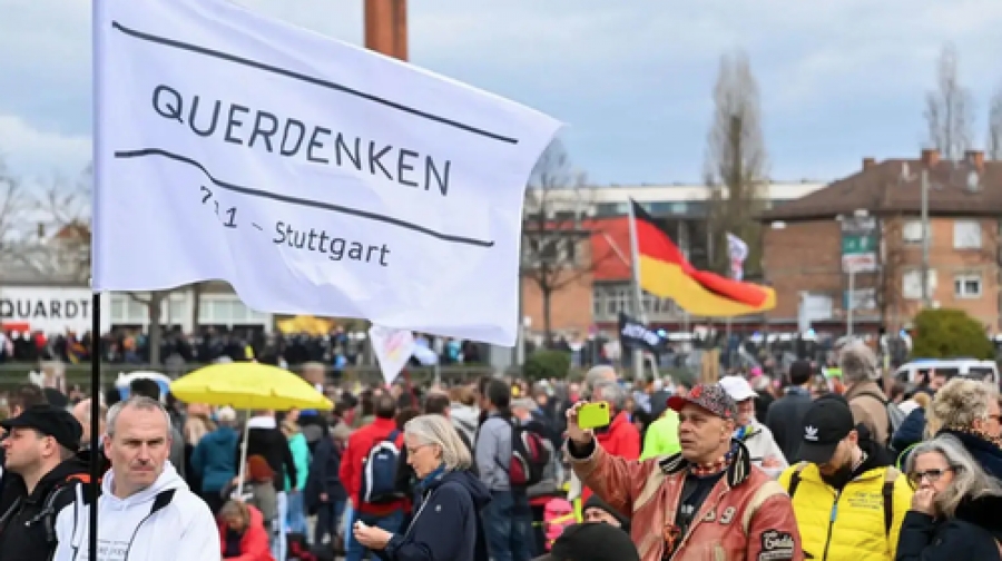Γερμανία: Το Facebook διαγράφει λογαριασμούς ατόμων που διαδηλώνουν κατά των lockdowns