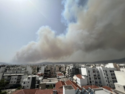 Μαγνησία – Πυρκαγιές: Έκκληση του Δήμου Βόλου στους πολίτες να παραμείνουν στα σπίτια τους