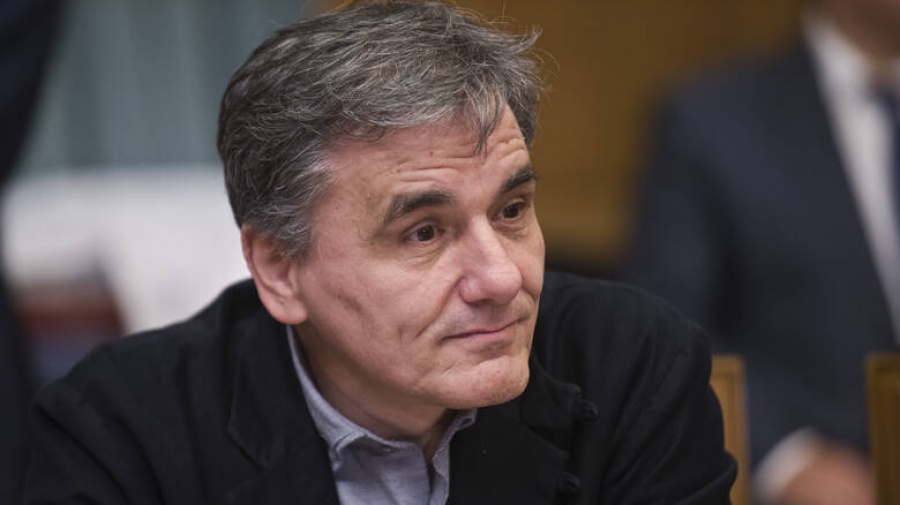 Τσακαλώτος για Μητσοτάκη: Καταλάβαμε ότι με μαγικό ραβδί το δημοσιονομικό κενό γίνεται πλεόνασμα