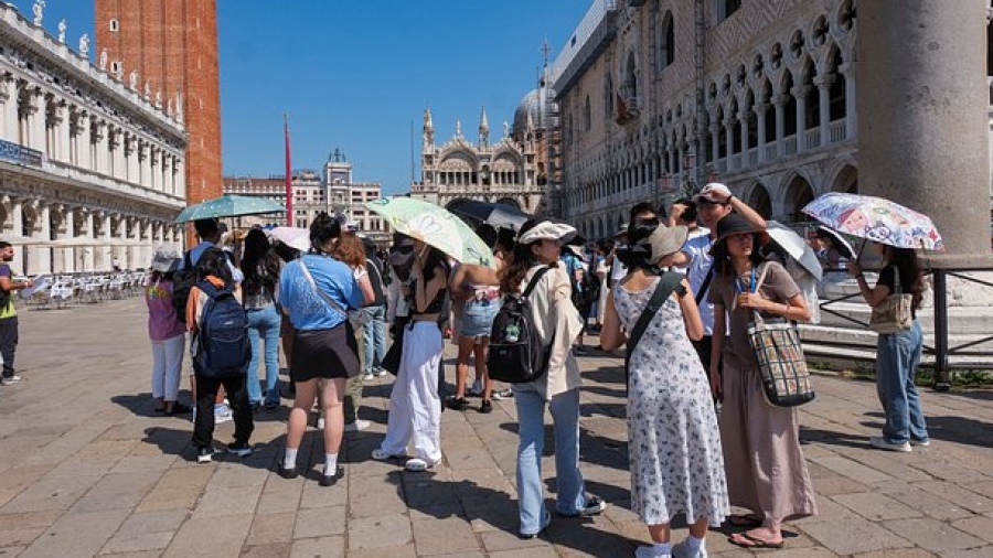 Η Ευρώπη της ανομίας - Συμμορίες στρατολογούν ανηλίκους και εγκύους ως πορτοφολάδες για να κλέβουν τουρίστες