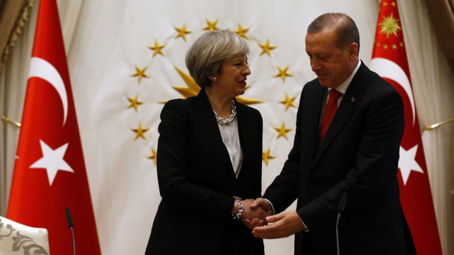 Στη Βρετανία ο Erdogan - Οι στόχοι της τριήμερης επίσκεψής του