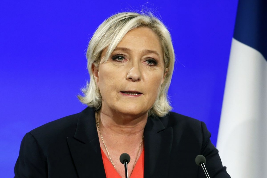 Τη συγκρότηση «ισχυρής ομάδας» εθνικιστών στο νέο Ευρωκοινοβούλιο ζήτησε η Le Pen