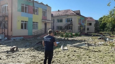 Οι ρώσοι με βόμβες ολίσθησης σάρωσαν το Myrnohrad στο Donetsk – Πέντε τραυματίες
