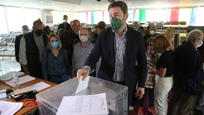 ΚΙΝΑΛ: Πάνω από 140.000 ψηφοφόροι συμμετείχαν στις εκλογές για το νέο όνομα του κόμματος