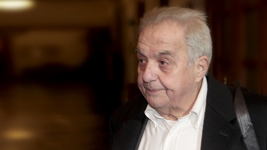 Φλαμπουράρης: Η Ελλάδα καταφέρνει να σταθεί μόνη στα πόδια της και να ξεφύγει από την επιτροπεία