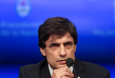 Αργεντινή: Της χρήσης αποθεματικών της κεντρικής τράπεζας για τη στήριξη του πέσο υπεραμύνεται ο υπουργός Οικονομικών