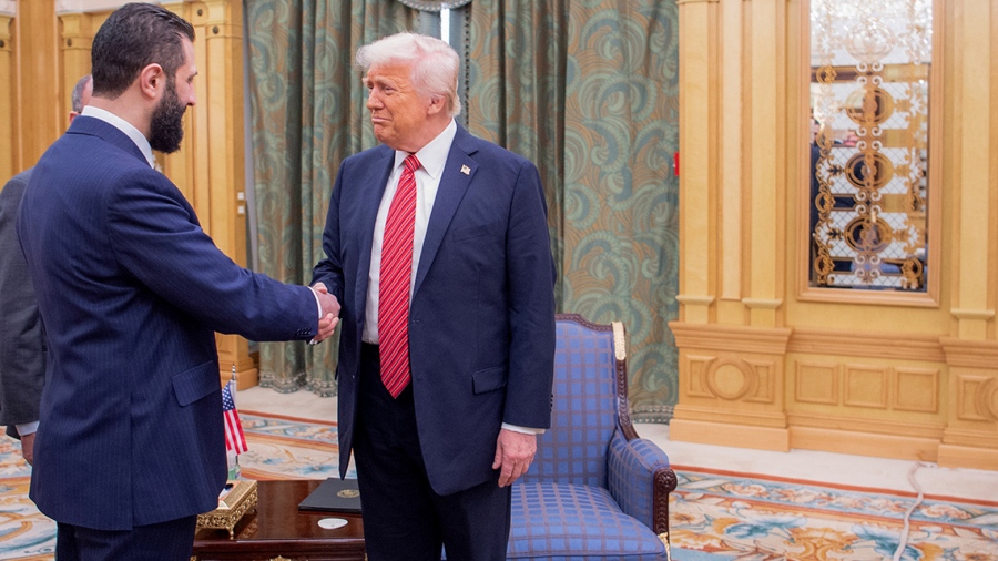 Ιστορική συνάντηση Trump με τον τζιχαντιστή πρόεδρο της Συρίας - Μερική άρση των κυρώσεων