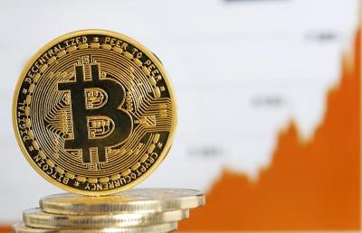 Forbes: Έχει πιάσει πάτο το Bitcoin; - Όποιος πουλάει τώρα θα το μετανιώσει αργότερα, λένε αναλυτές