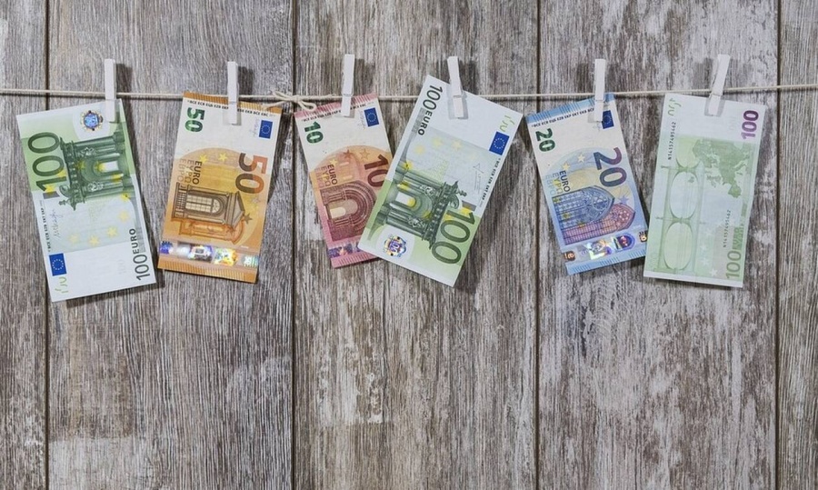 Απίστευτο και όμως ελληνικό: Συντάξεις έως 7.500 ευρώ τον μήνα για 226 συνταξιούχους