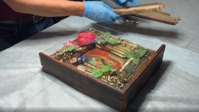 Απίστευτα κυνικό σαμποτάζ από την Ουκρανία - Μία 54χρονη παρολίγον να τινάξει στον αέρα την Κριμαία με μία... εικόνα της Παναγίας