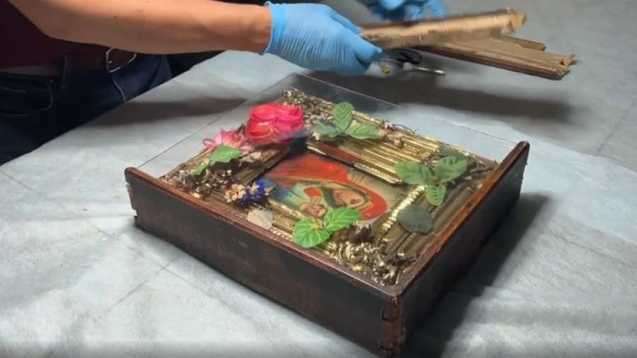 Απίστευτα κυνικό σαμποτάζ από την Ουκρανία - Μία 54χρονη παρολίγον να τινάξει στον αέρα την Κριμαία με μία... εικόνα της Παναγίας