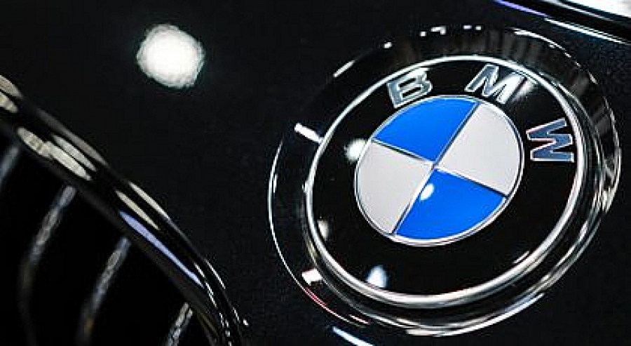Η BMW ανακαλεί πάνω από 330.000 αυτοκίνητα σε Γερμανία και ΗΠΑ - Τι συνέβη
