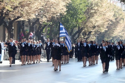 Θεσσαλονίκη: Μαθητική παρέλαση στο πλαίσιο των εορτασμών για την 28η Οκτωβρίου – Δηλώσεις Νοτοπούλου