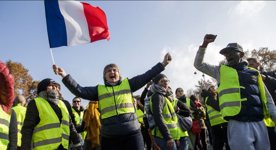 Γαλλία: Μπορούν τα «κίτρινα γιλέκα» να απειλήσουν τον Μacron;