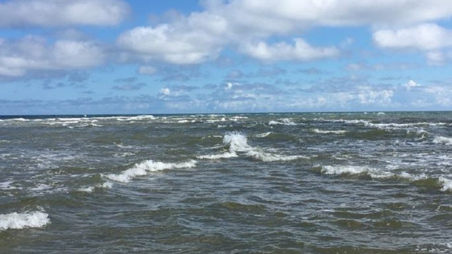 Συνεχίζουν να βλέπουν άγνωστα drones κοντά σε ευρωπαϊκές στρατιωτικές εγκαταστάσεις - Οι Ουκρανοί... εκπαιδεύουν ευρωπαίους