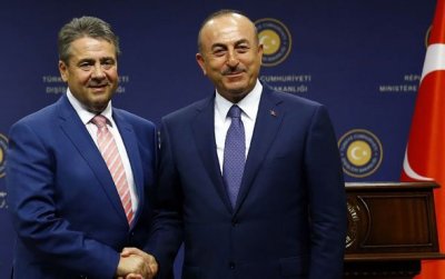 Προσπάθειες αναθέρμανσης των Γερμανοτουρκικών σχέσεων με τη συνάντηση Gabriel - Cavusoglu  στην Αττάλεια