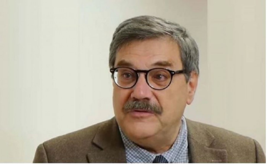 Παναγιωτόπουλος (επιδημιολόγος): Από το 2021 το εμβόλιο κατά του κορωνοϊού στην Ελλάδα
