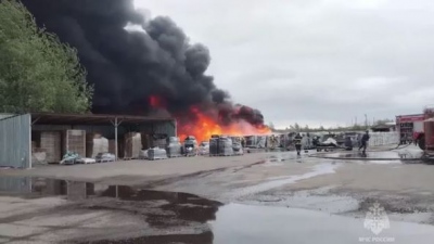 Ρωσία: Κατασβέσθηκε η πυρκαγιά σε αποθήκη λιπασμάτων στην πόλη Ramenskoye κοντά στη Μόσχα