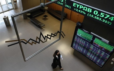 ΧΑ: Τάση από το εξωτερικό με τα βλέμματα στην ανακοίνωση του ΑΕΠ τρίτου τριμήνου