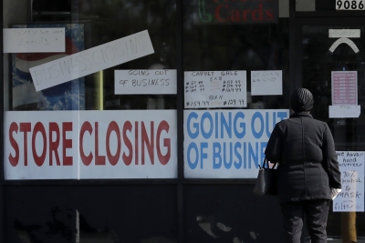 ΗΠΑ: Σε ιστορικά υψηλά η μακροχρόνια ανεργία – Η συρρίκνωση της απασχόλησης απειλεί την ανάκαμψη