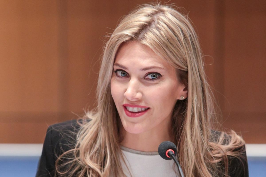 Με μισθό 8.500 ευρώ θα αμείβεται η Εύα Καϊλή και πίσω από της... φυλακής τα σίδερα - Βρέθηκαν 1,5 εκατ. ευρώ μέσα σε στρώματα