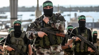 Πόλεμος στο Ισραήλ: Η Hamas απελευθέρωσε δύο ομήρους για ανθρωπιστικούς λόγους