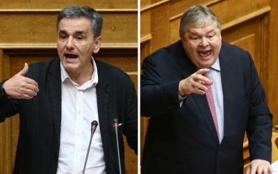 Σφοδρή αντιπαράθεση Τσακαλώτου - Βενιζέλου στη Βουλή