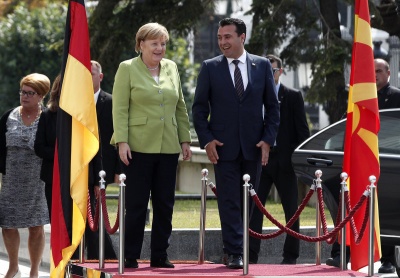 Στήριξη Merkel σε Zaev για το δημοψήφισμα στις 30/9 για την ονομασία - Μόνο μέσα από τη συμφωνία των Πρεσπών η ένταξη στην ΕΕ