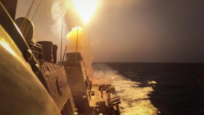 Πεντάγωνο: Πυραυλική επίθεση σε ισραηλινά πλοία στα ανοικτά των ακτών της Υεμένης