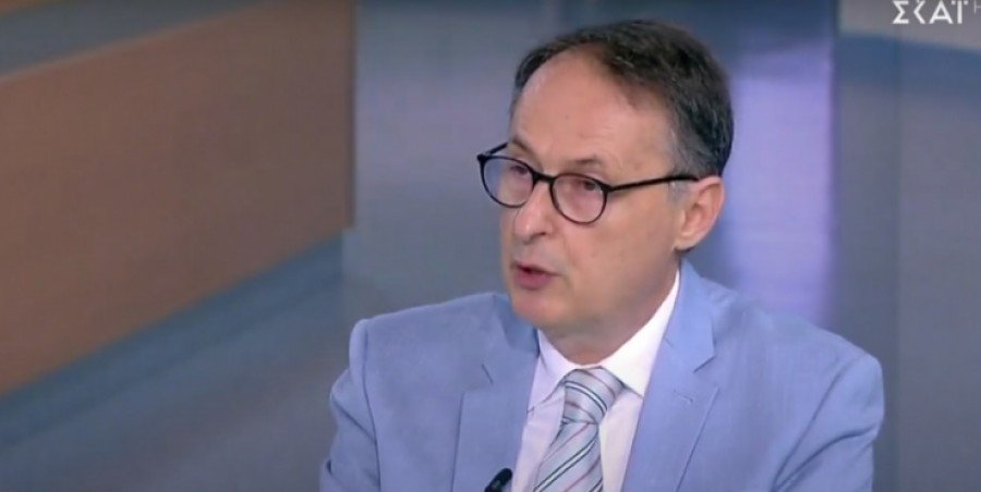 Σύψας (Λοιμωξιολόγος): Eίμαστε με το ένα πόδι στο β' κύμα κορωνοϊού - Προ των πυλών νέα μέτρα