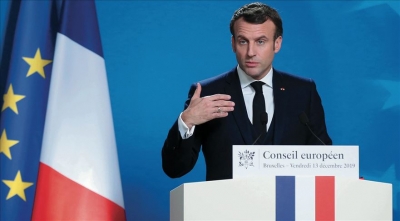 Γαλλία: Περισσότερους εμβολιασμούς υπόσχεται ο E. Macron
