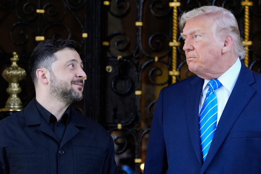 O Zelensky ζήτησε από τον Trump εγγυήσεις ασφαλείας για 30 με 50 χρόνια