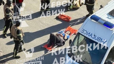 Σοκ στο Κίεβο – Ένοπλος άνοιξε πυρ και σκότωσε 4 άτομα, κρατά ομήρους